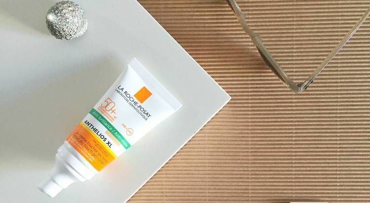 Anti-brillos, color y alta protección: así es el protector solar más completo